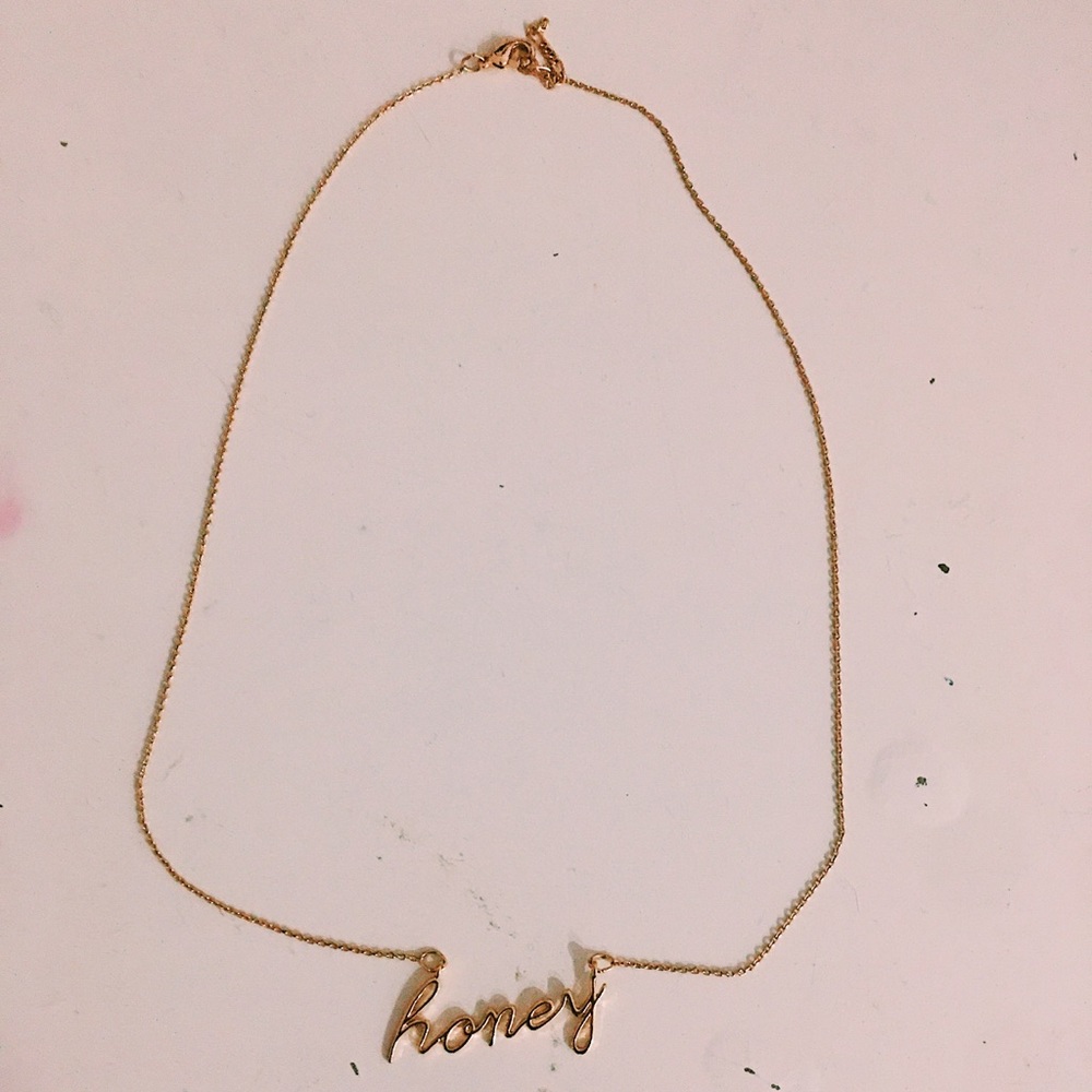 Brandy Melville Pack- Necklace, Scrunchie, Sticker